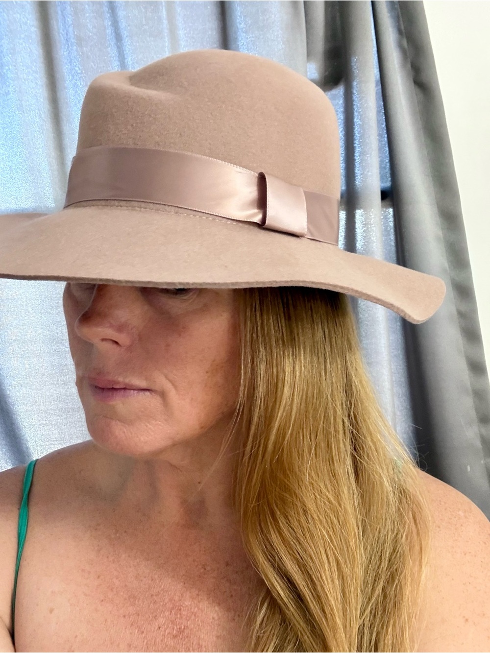 Women's Nordstrom Romantic Wide Brim Felt Fedora Hat in Blush Pink - Picture 6 of 11